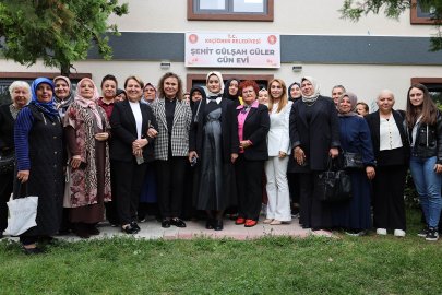 KEÇİÖREN’DE “DEĞERLERİMİZİN İZİNDE KADIN VE AİLE” BULUŞMASI